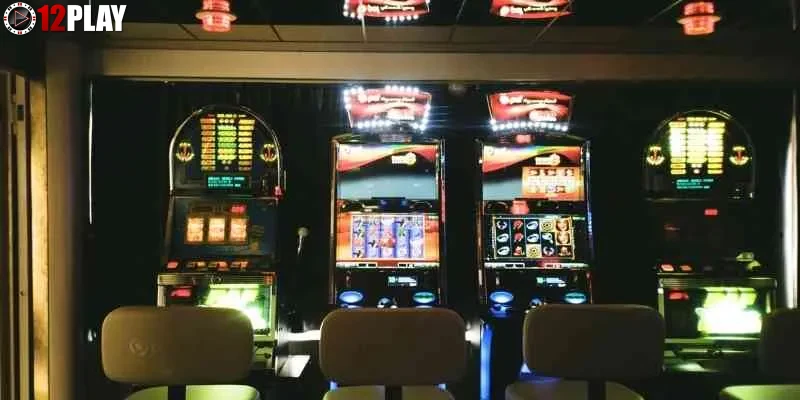 Kham-pha-co-che-hoat-dong-va-chien-luoc-choi-no-hu-hieu-qua Khám phá cơ chế hoạt động và chiến lược chơi nổ hũ hiệu quả